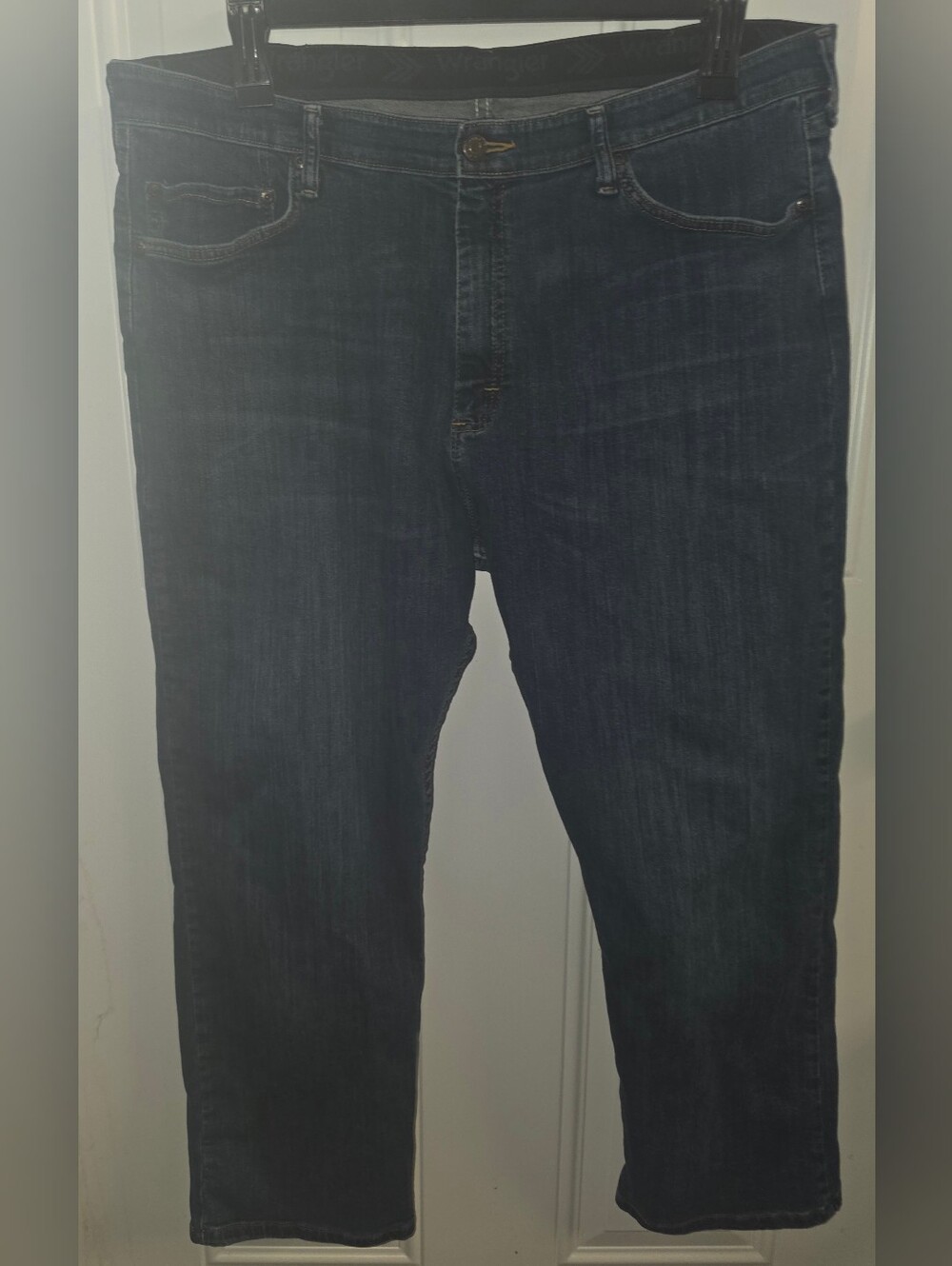 Wrangler Men’s Slim Straight Jeans in Dark Blue 38x29